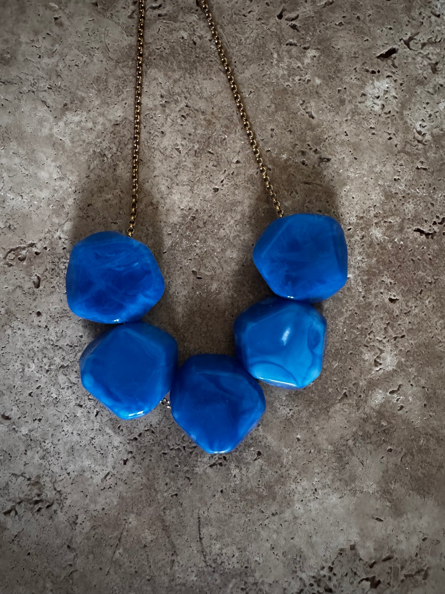 Collier STONE