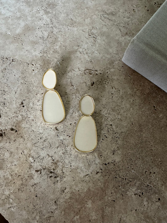 Boucles d’oreilles MAY écrues