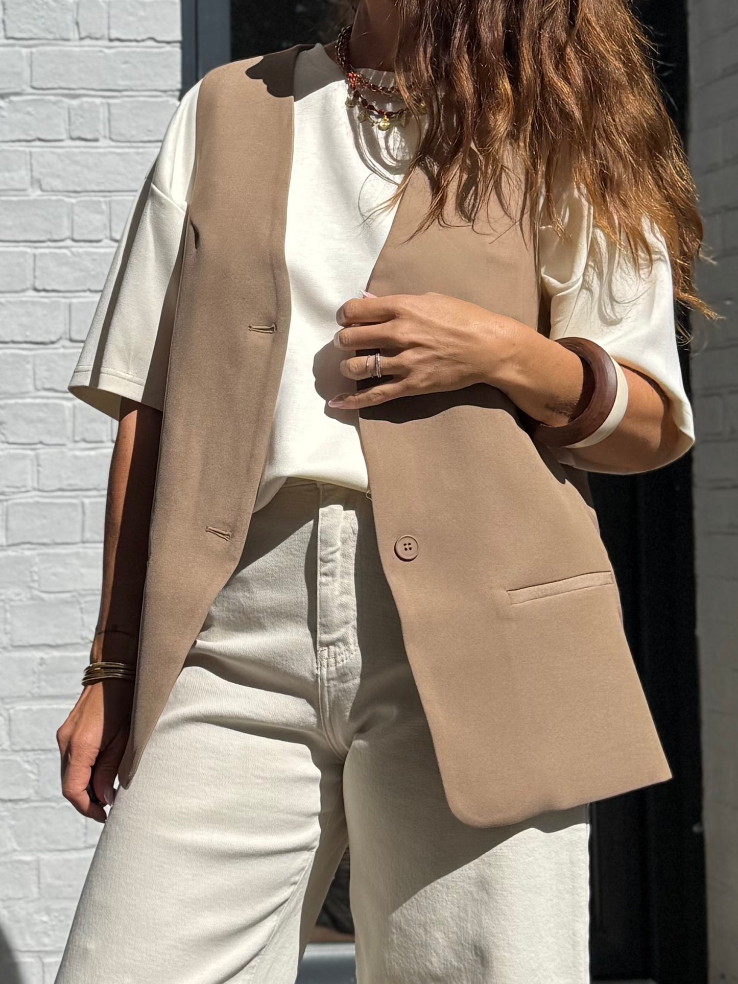 Blazer sans manches JOHN beige